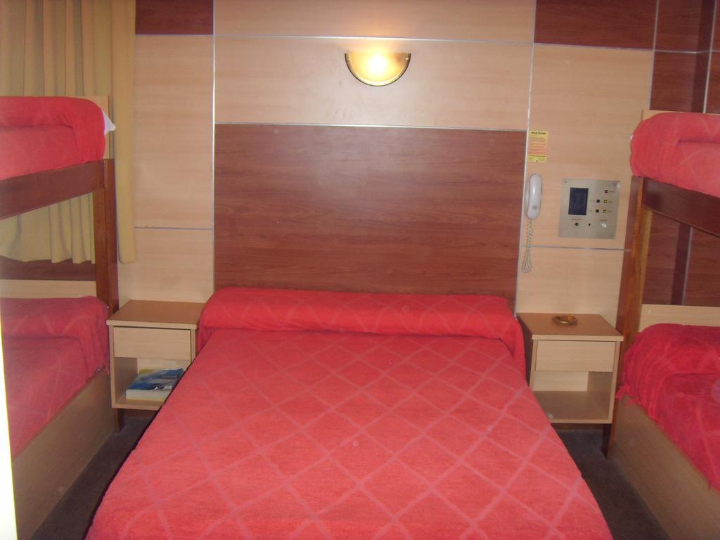 Hotel Embajador Росарио Стая снимка